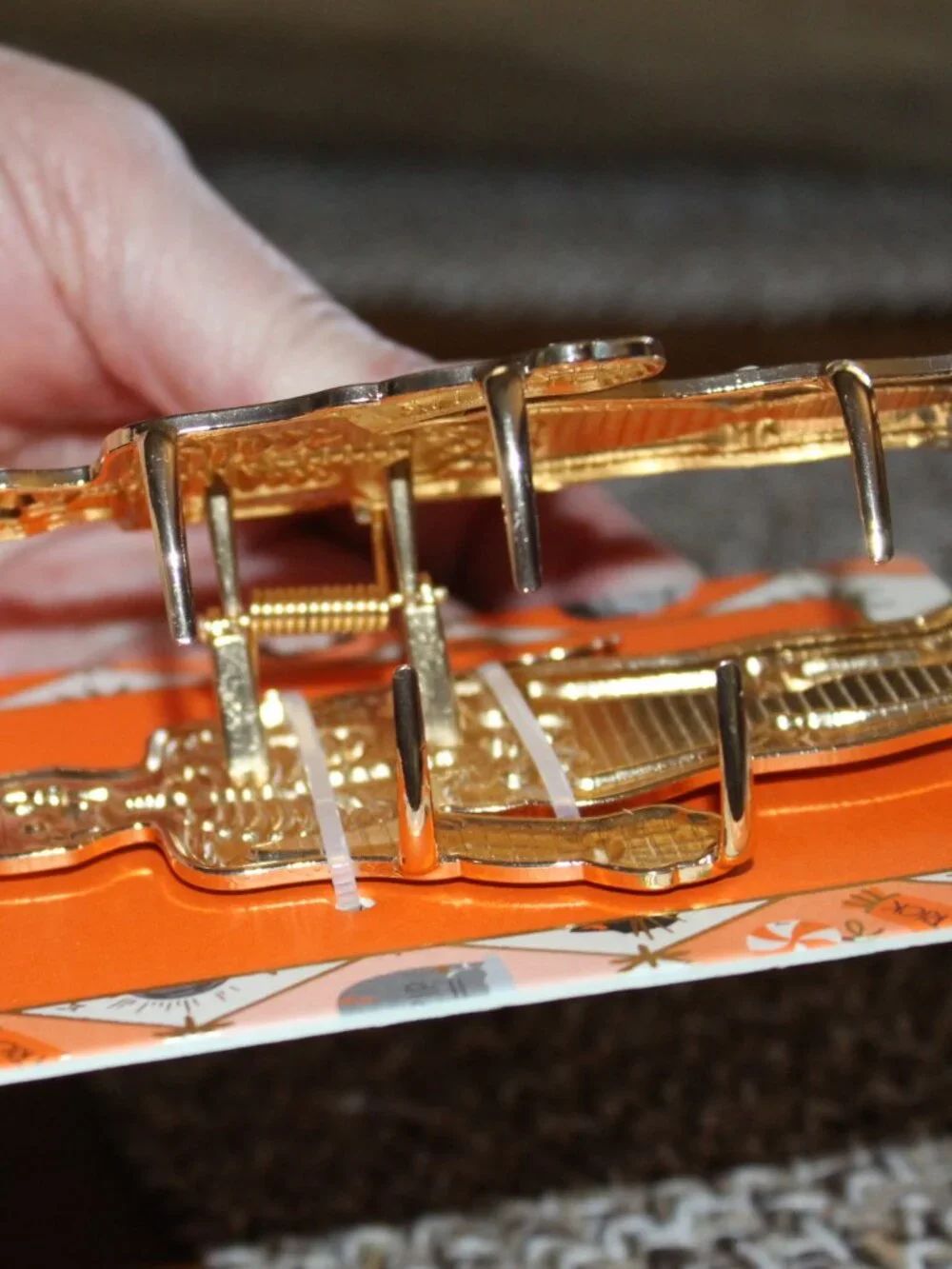 NWT piper - k skeleton claw hair clip FUN!
